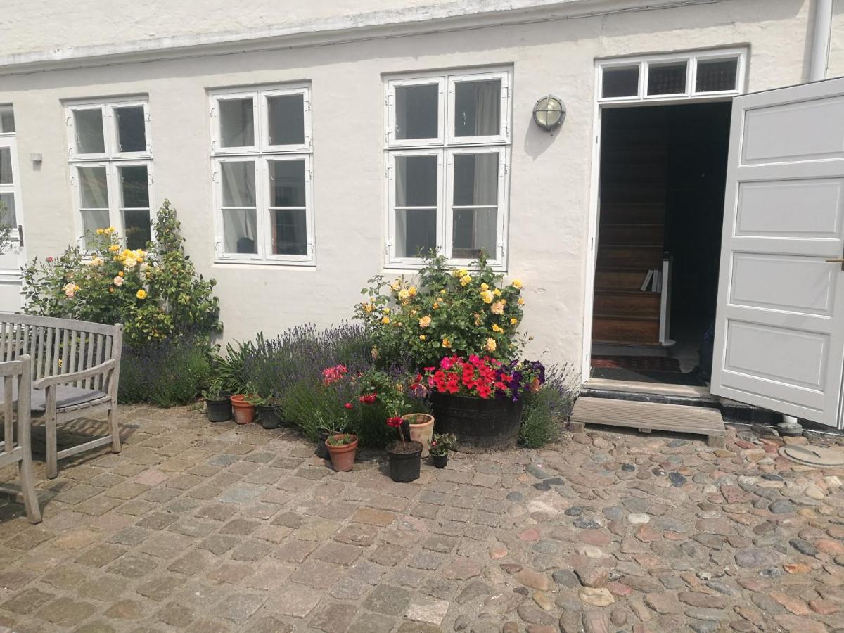 Kjobing Manor Aeroskobing Exterior foto